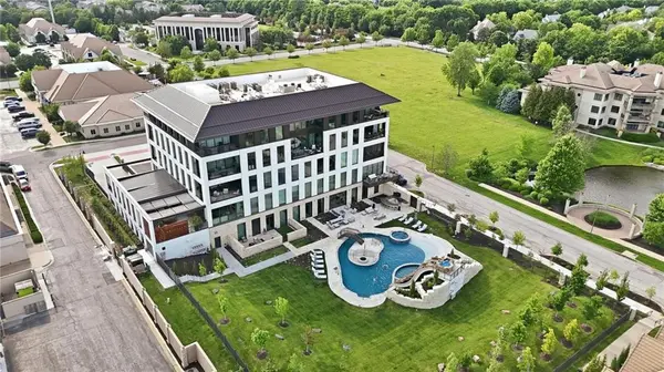 4951 W 134 ST #301, Leawood, KS 66209