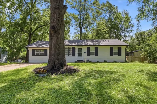 10515 Palmer AVE, Kansas City, MO 64134
