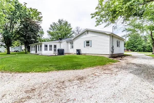 237 NW 21 RD, Warrensburg, MO 64093