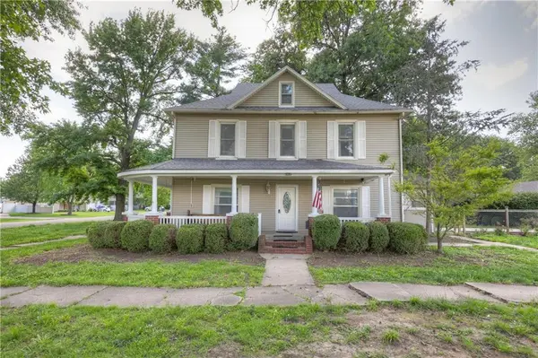235 S Minnesota AVE, Columbus, KS 66725
