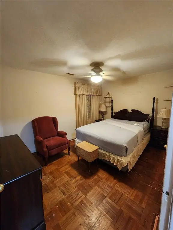 4431 N Askew AVE, Kansas City, MO 64117