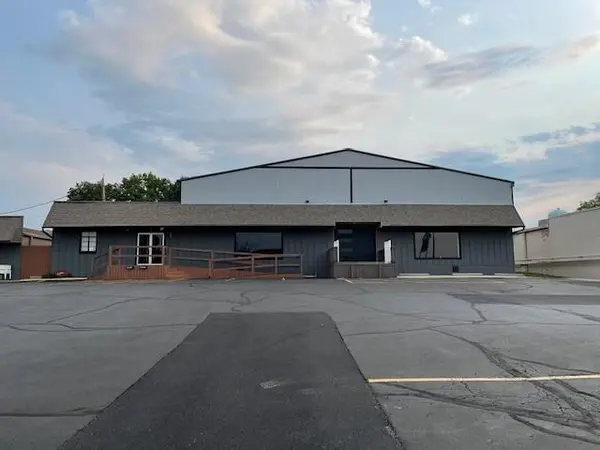 3603 Frederick AVE, St Joseph, MO 64506
