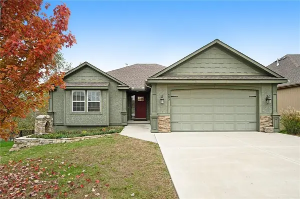 483 S 137th PL, Bonner Springs, KS 66012