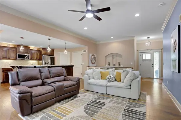 483 S 137th PL, Bonner Springs, KS 66012