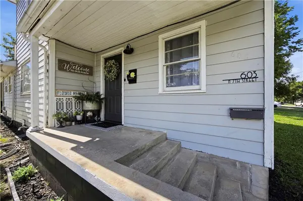 603 N 7th ST, Neodesha, KS 66757