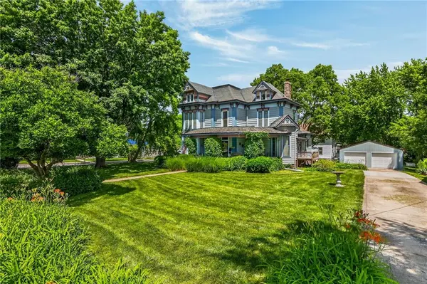 406 E Arthur ST, Liberty, MO 64068