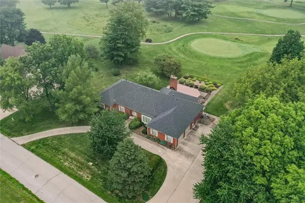 1406 S Golf Club DR, Richmond, MO 64085