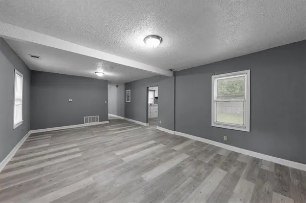 1108 S 39th ST, Kansas City, KS 66106
