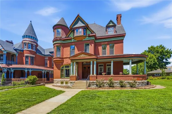 1840 Pendleton AVE, Kansas City, MO 64124