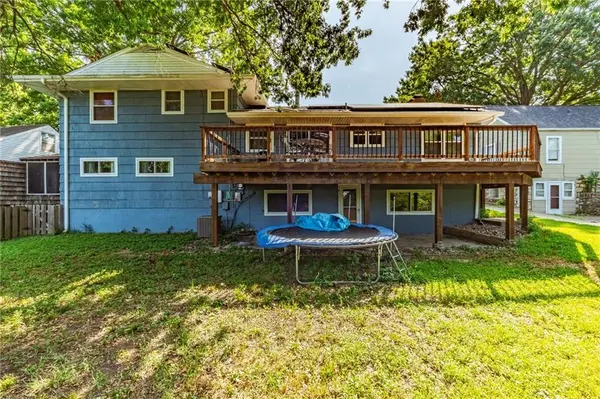 3706 N Grand AVE, Kansas City, MO 64116