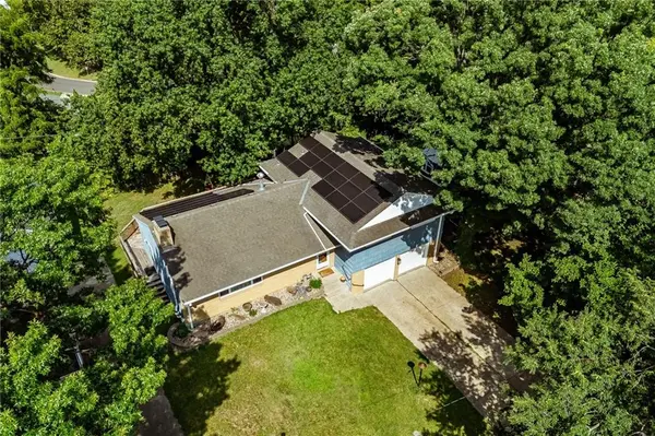3706 N Grand AVE, Kansas City, MO 64116