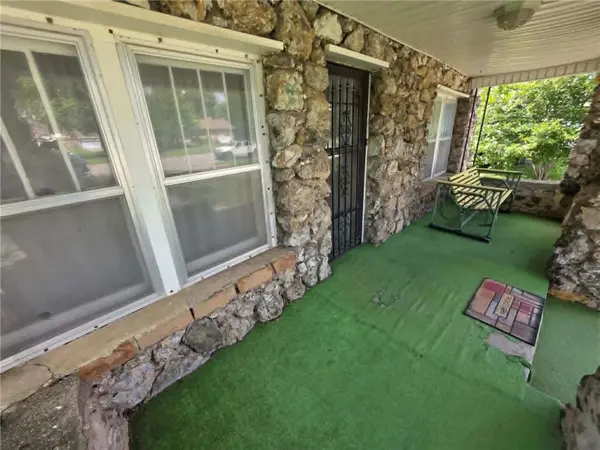 527 S Kansas AVE, Columbus, KS 66725