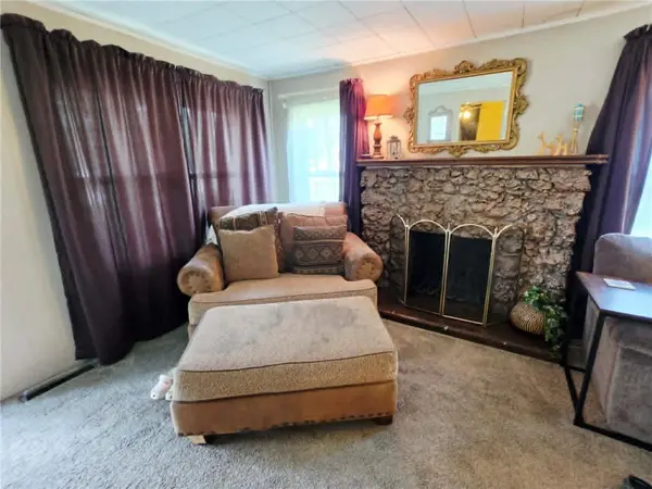 527 S Kansas AVE, Columbus, KS 66725