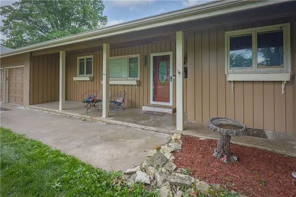 1000 Francis ST, Lexington, MO 64067