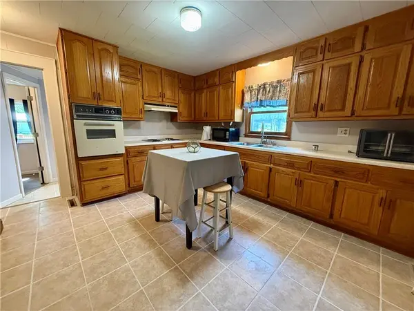 305 S Elm ST, Sweet Springs, MO 65351