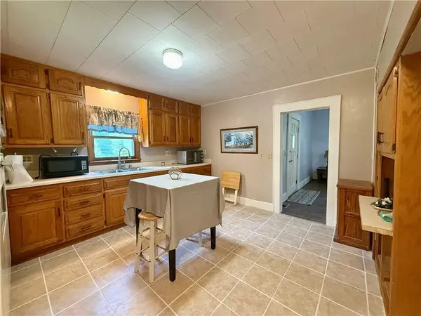 305 S Elm ST, Sweet Springs, MO 65351