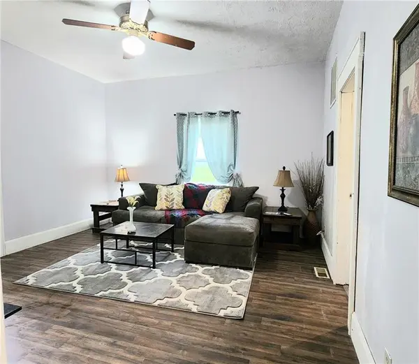 305 S Elm ST, Sweet Springs, MO 65351