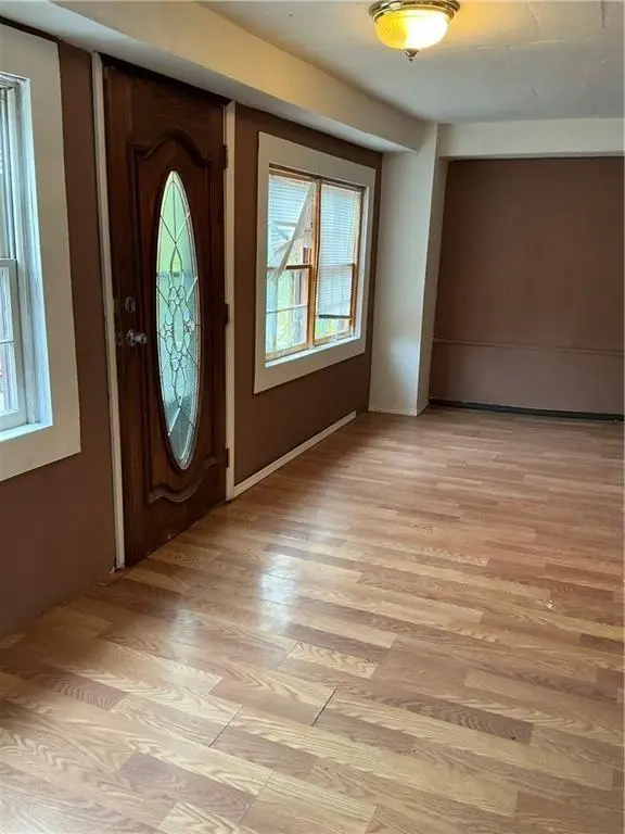 522 Kensington AVE, Kansas City, MO 64124