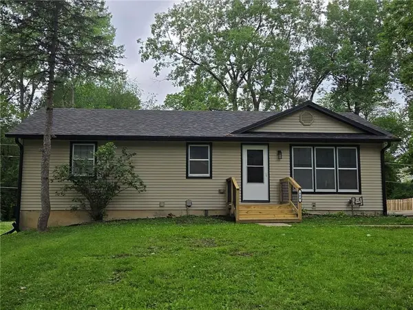 904 S 5th ST, Savannah, MO 64485
