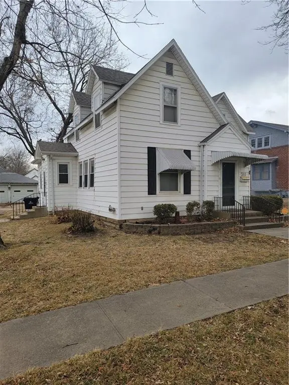 311 N 11th ST, Independence, KS 67301