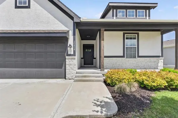 20858 W 190th PL, Spring Hill, KS 66083