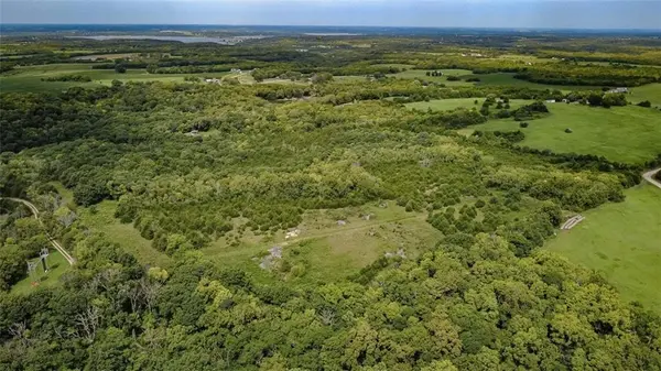 0000 KIOWA RD, Oskaloosa, KS 66066