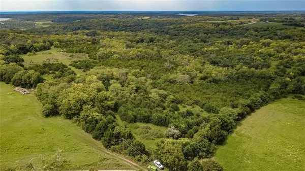 0000 KIOWA RD, Oskaloosa, KS 66066