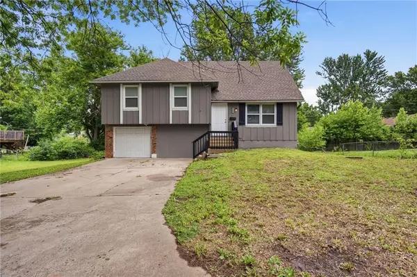 8909 Stark AVE, Kansas City, MO 64138
