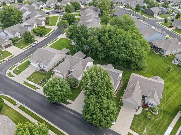 8655 N Britt AVE, Kansas City, MO 64154