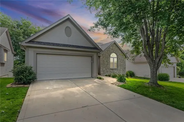 8655 N Britt AVE, Kansas City, MO 64154
