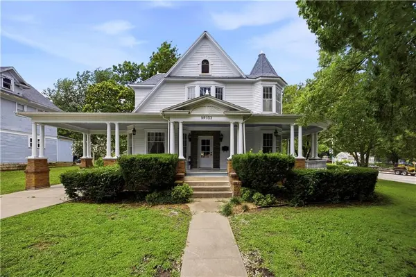 103 S 8th ST, Fredonia, KS 66736