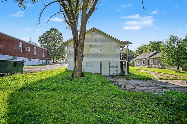 3070 N 33rd ST, Kansas City, KS 66104