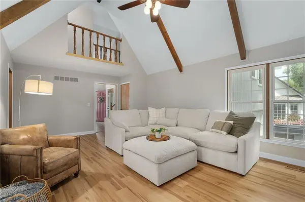 7335 Monrovia ST, Shawnee, KS 66216