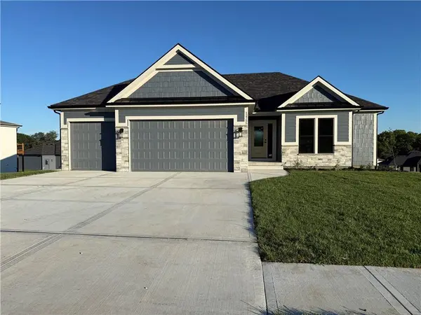 12755 N Champanel WAY, Platte City, MO 64079