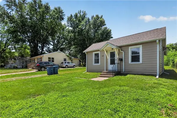 816 S Logan AVE, Independence, MO 64050