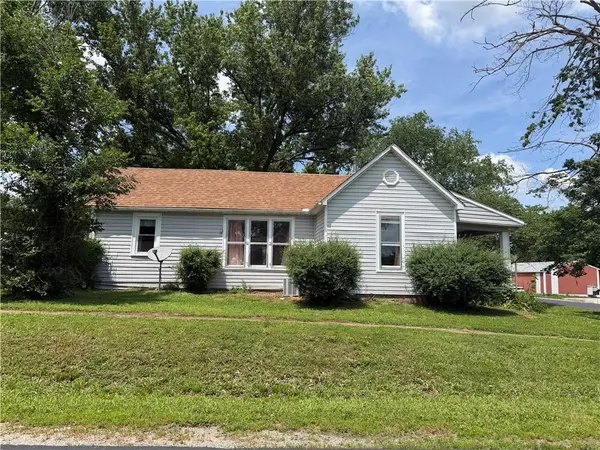 501 N CHERRY ST, Otterville, MO 65348