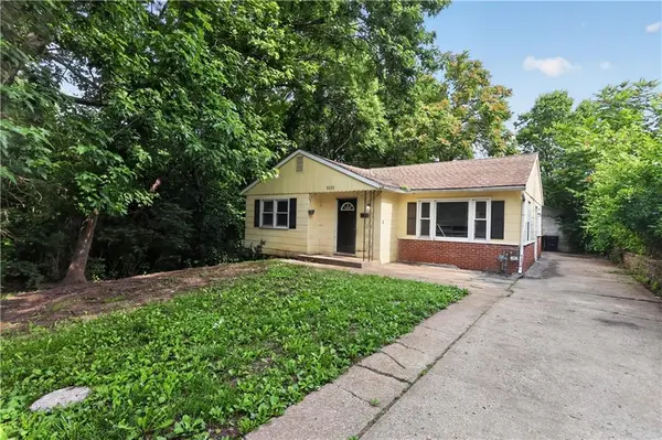 1322 E 82nd ST, Kansas City, MO 64131