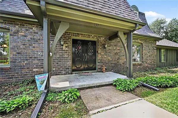 137 E Elm ST, Troy, KS 66087