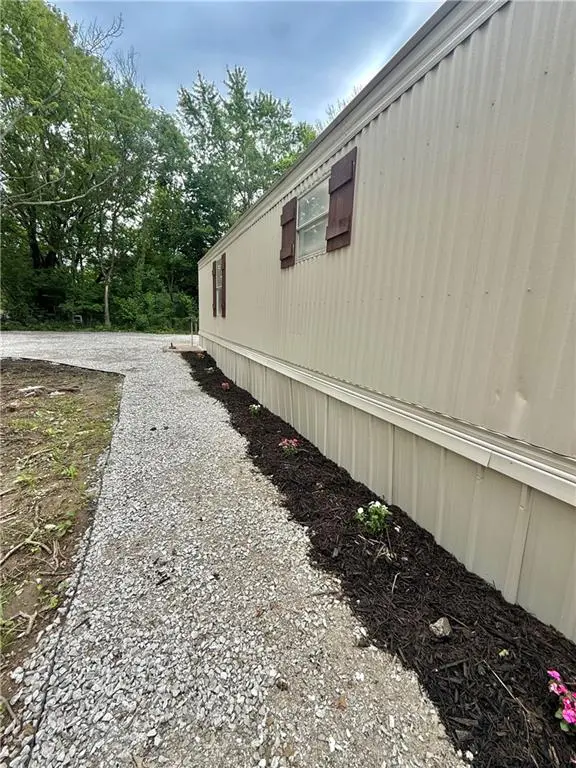 2924 Dune RD, Odessa, MO 64076