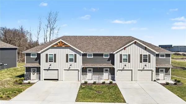 504 Pine DR, Odessa, MO 64076
