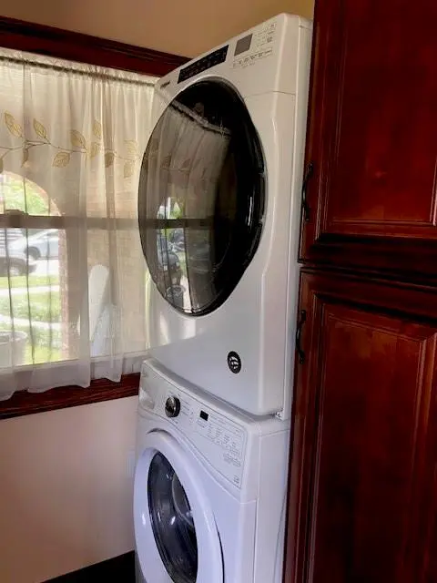1824 E 47 TER, Kansas City, MO 64130