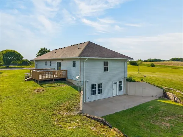 8652 SE Bethany DR, Cowgill, MO 64637