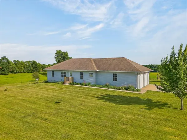8652 SE Bethany DR, Cowgill, MO 64637
