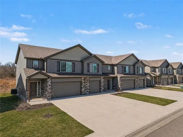 1500 NE Shale CT, Grain Valley, MO 64029