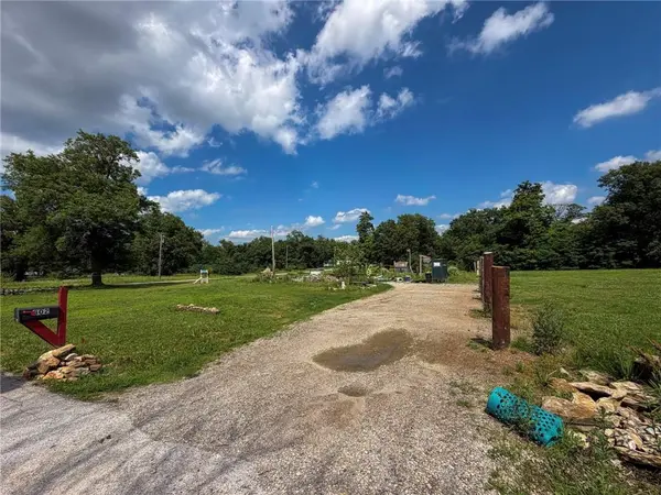 302 E Oak ST, Weir, KS 66781