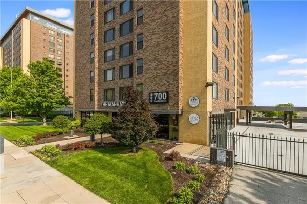 700 E 8TH ST #14D, Kansas City, MO 64106