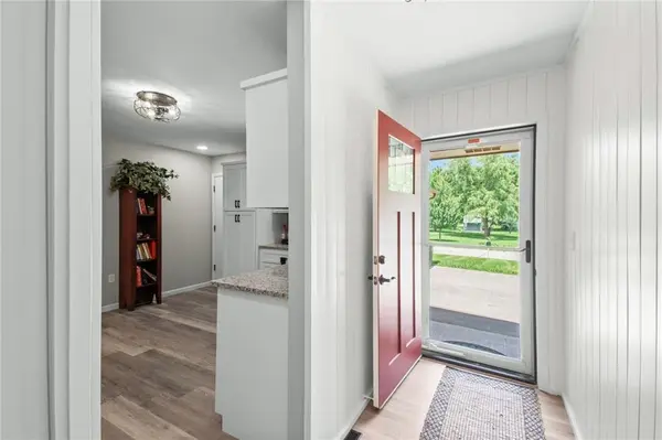 1205 W 5th TER, Cameron, MO 64429