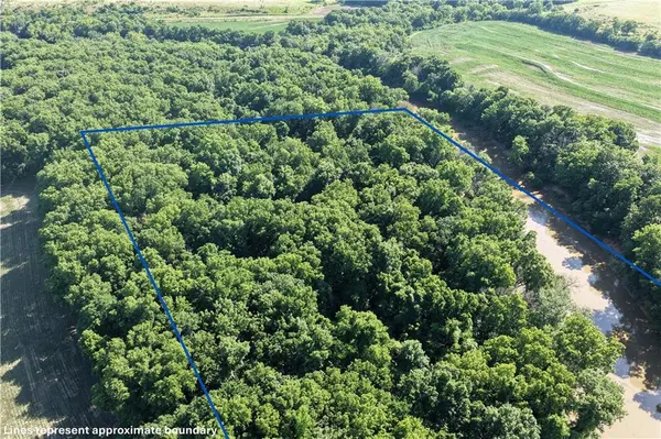 1300 Road RD, Fredonia, KS 66736