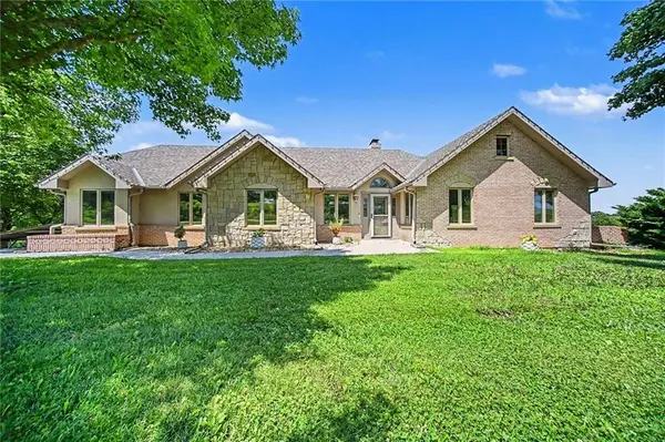 13940 SE State Route MM HWY, Faucett, MO 64448