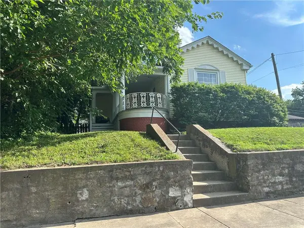 1501 Franklin AVE, Lexington, MO 64067